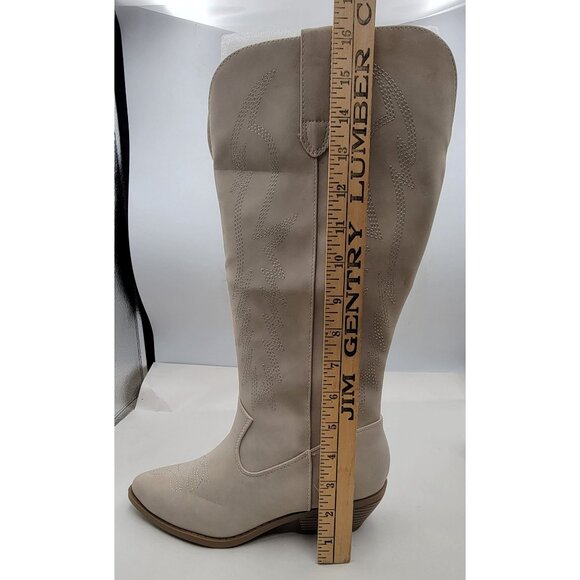 Soda Emery Boot Knee-High Western Boots Faux Suede Sand Womens Size 8.5 New - Picture 12 of 12